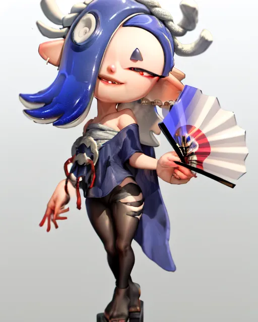 La imagen es de una chica de anime con el cabello azul y una cabeza similar a un pulpo. Lleva un kimono blanco y azul con un obi rojo. También lleva sandalias japonesas tradicionales geta y sostiene un abanico en su mano derecha. Tiene una expresión traviesa en su rostro y parece estar mirando al espectador. El fondo es blanco y no hay otros objetos en la imagen.